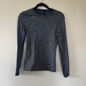 Gray Long Sleeve Knit Top